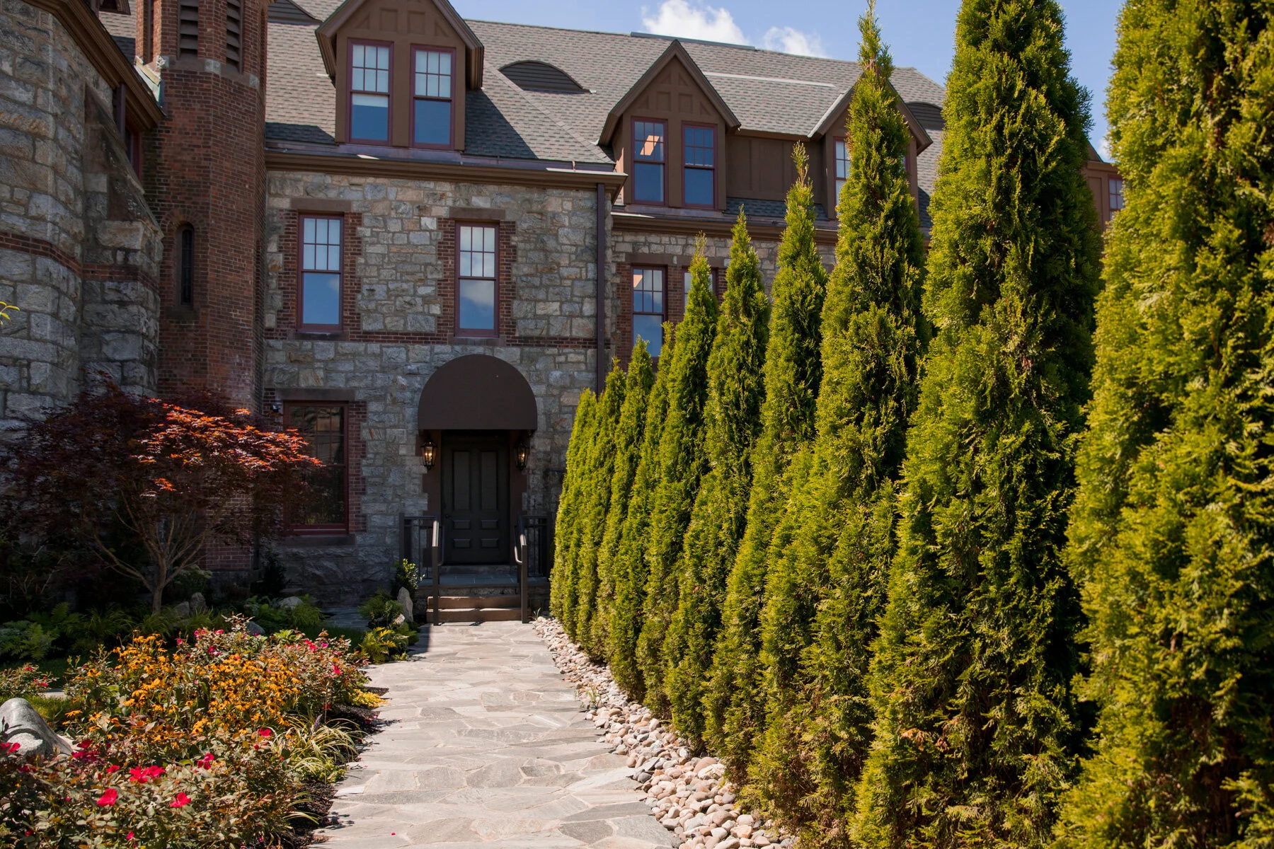 Take A Peek Inside The Abbey Inn And Spa — LBFPHOTO