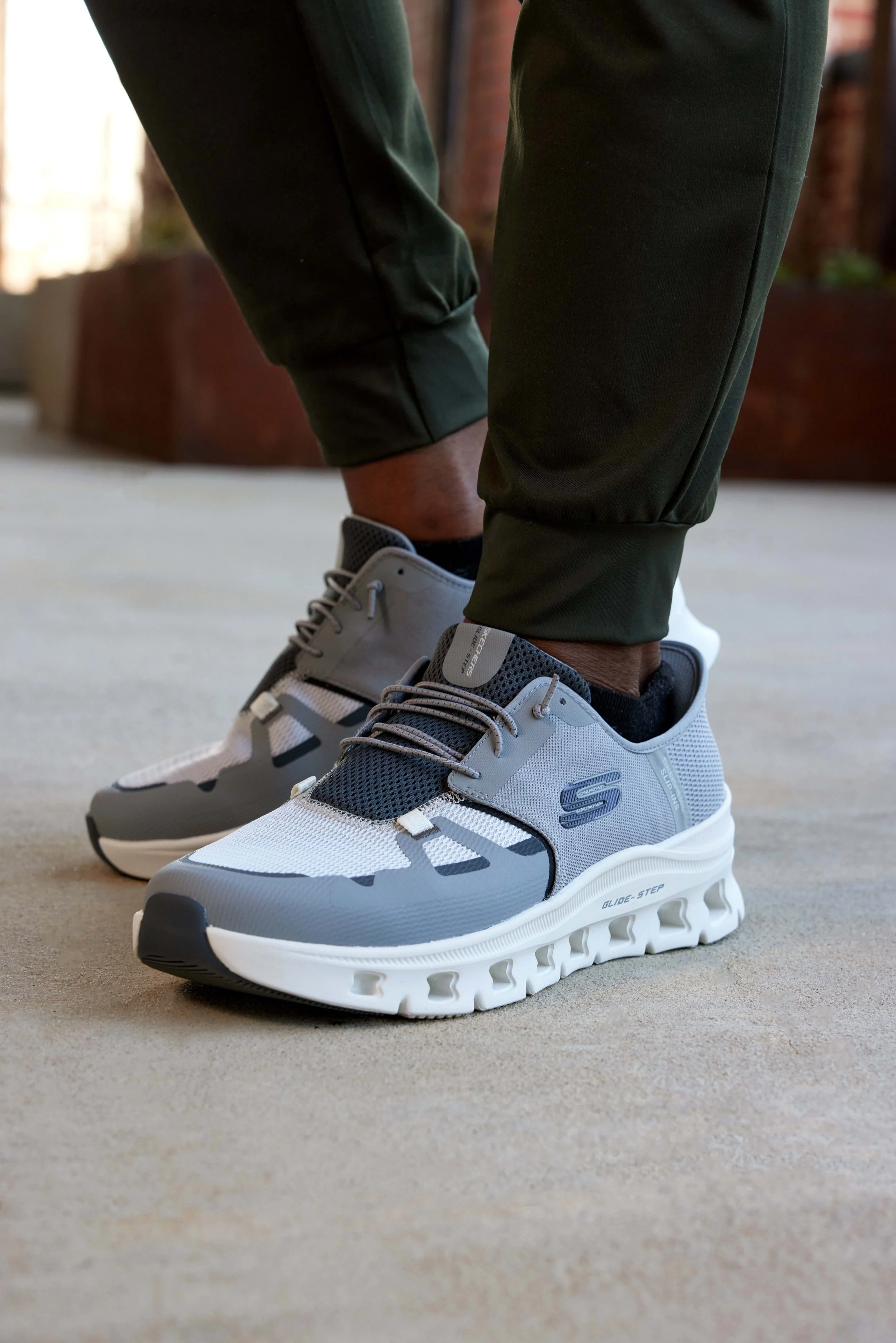 Men’s Skechers Athletic Shop_601823_252.jpg