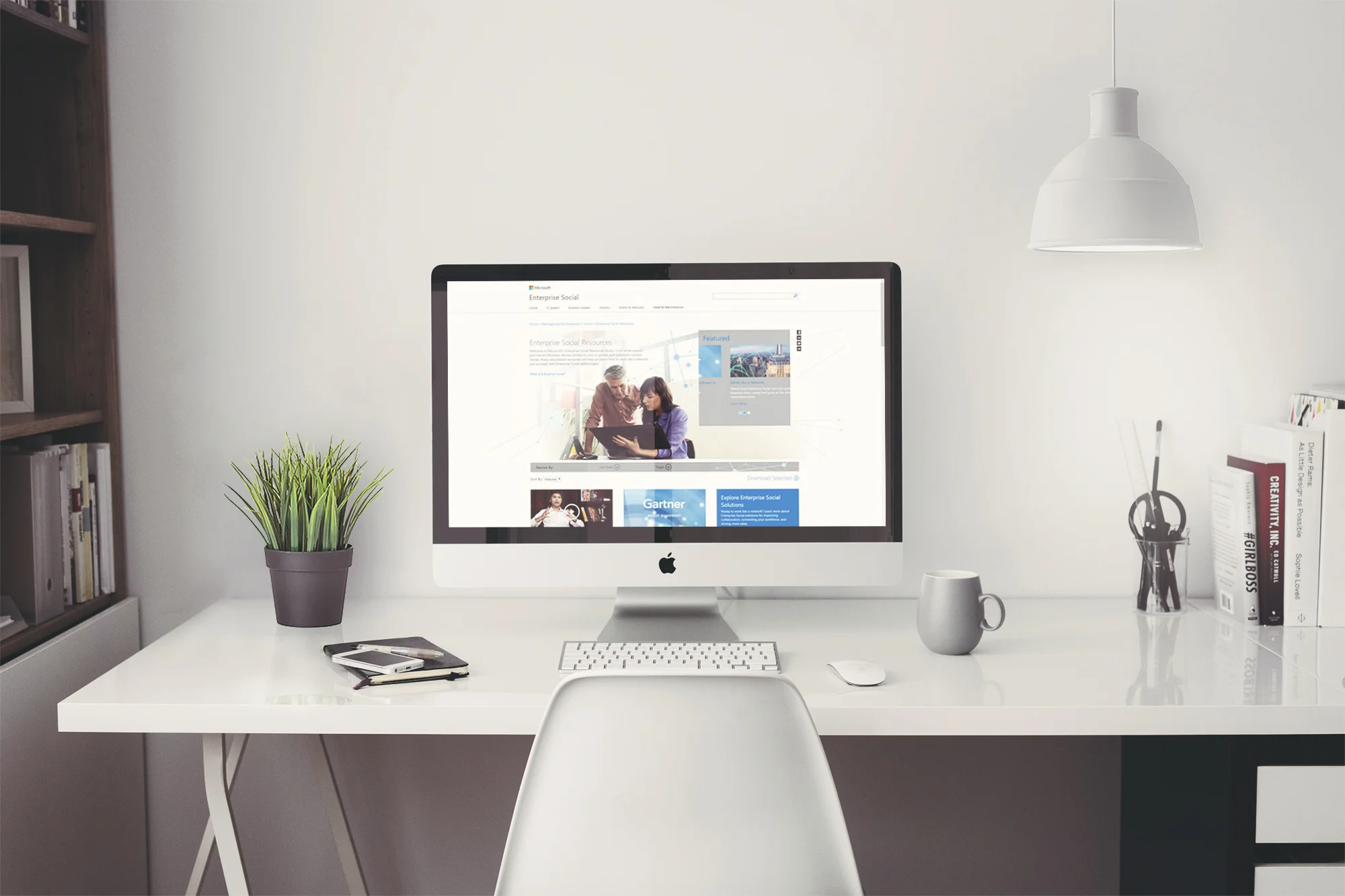 Microsoft Enterprise Social Hub My role: Production Designer *Created Icon assets *Extensively tested site on multiple devices, OS's and browsers *Tasked at keeping an organized list of bug, solved and still open. *Worked in a team with other creatives and developers