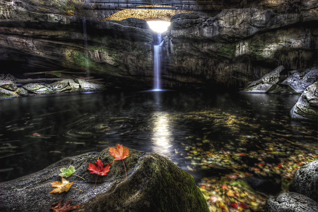 Elyria Waterfall in Fall