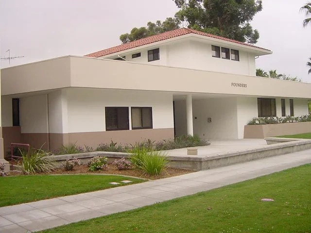 California Hall 5.webp