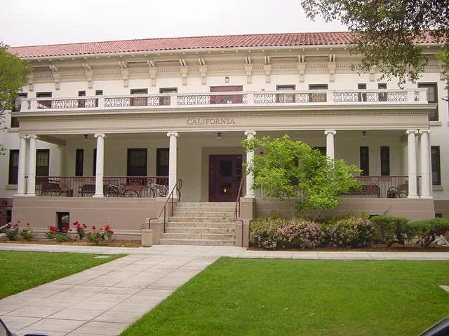 California Hall 1.webp