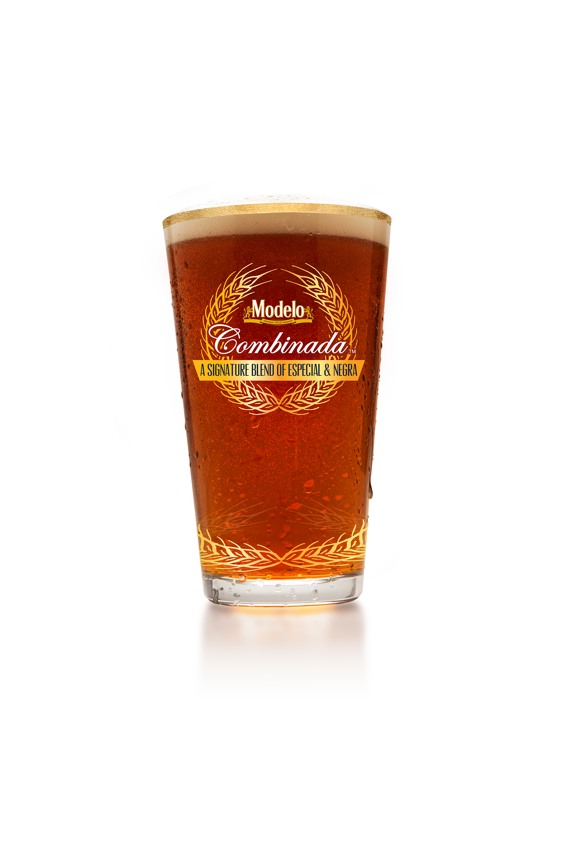 Combinada_Glassware_Mock__0000_Front.png