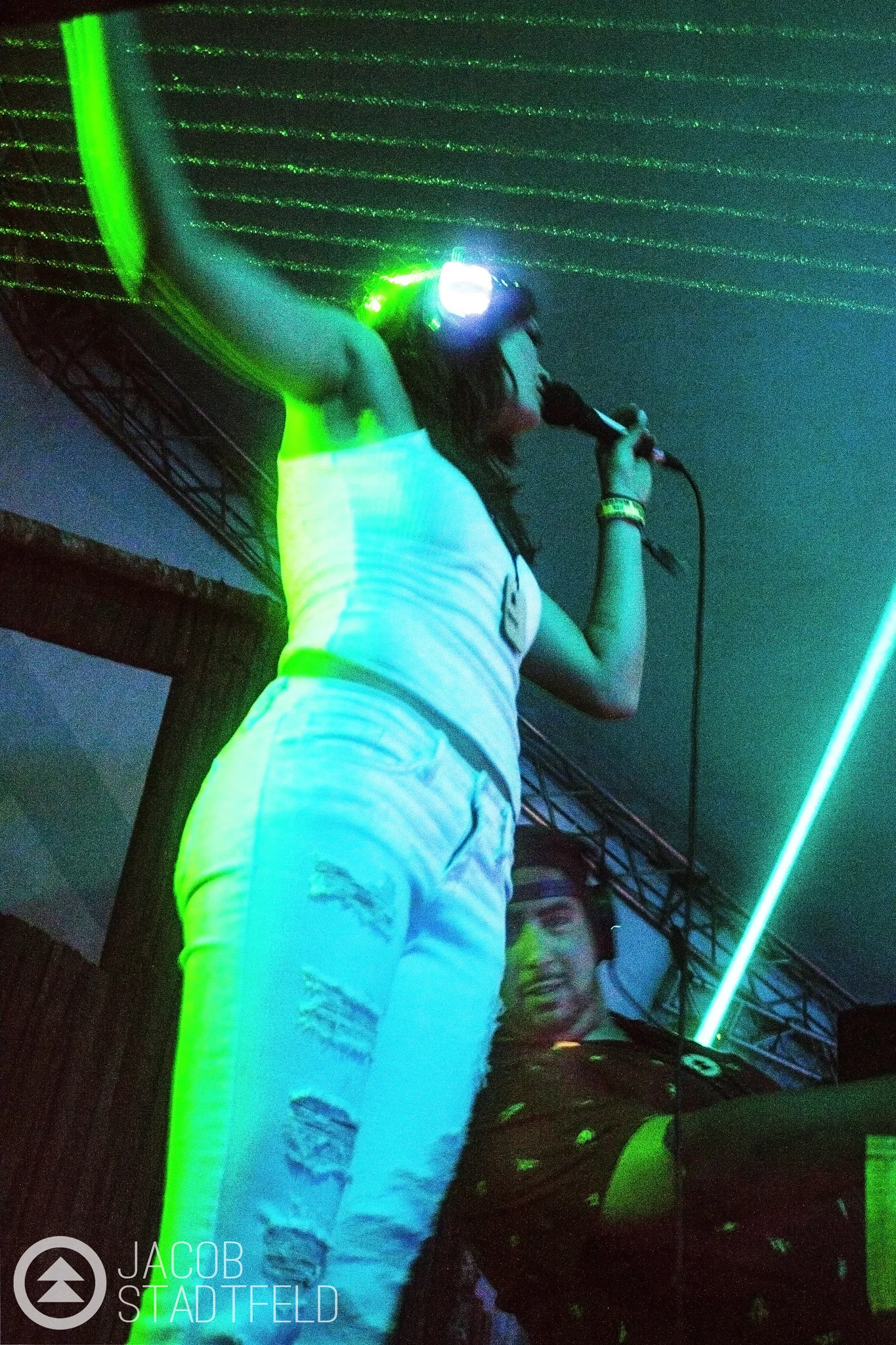 20001988808_129d5a895b_k.jpg