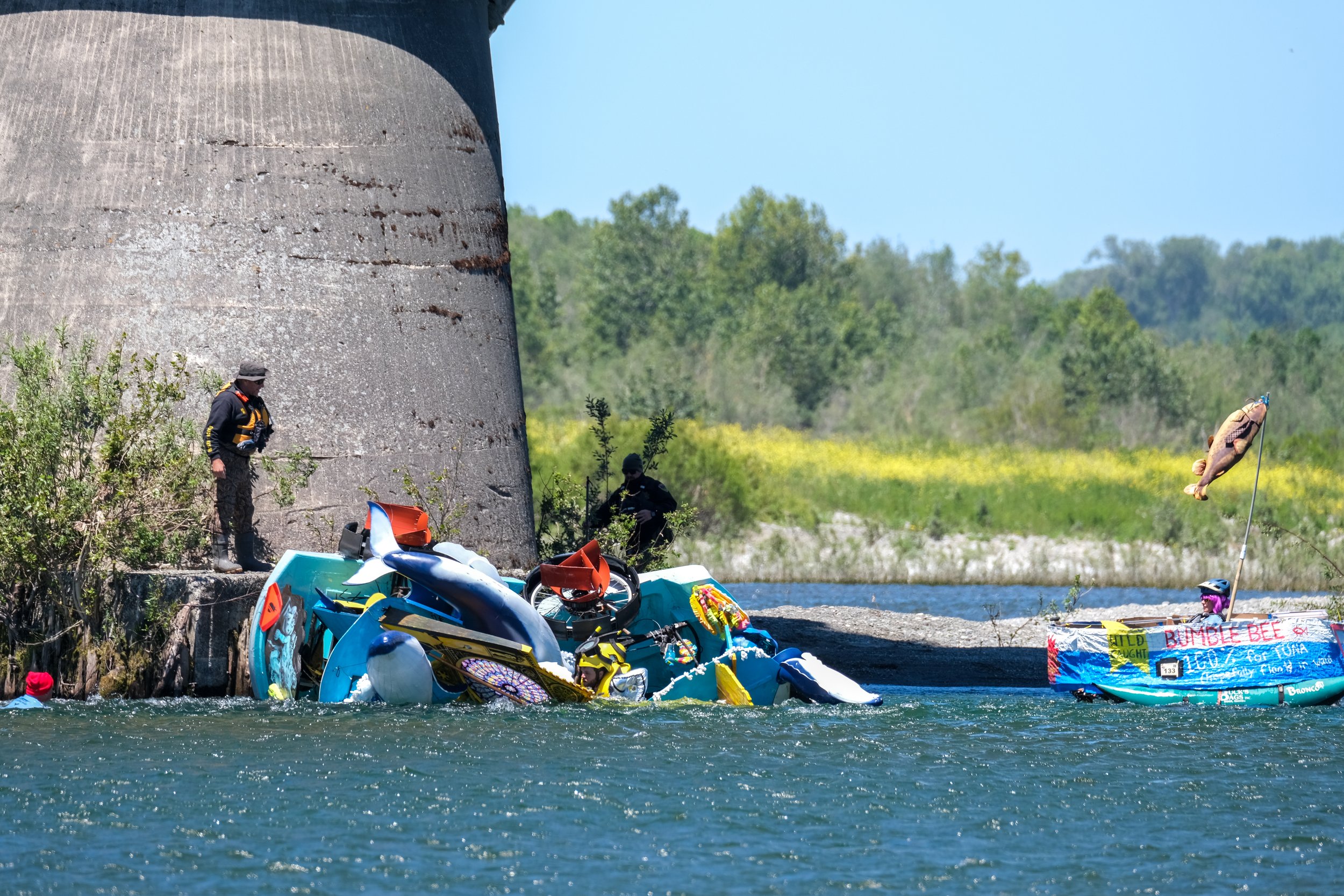 Humpbacks Of Notre Dame capsizes under Fernbridge Monday. They'd later collide with HMS O-Fish-ial Business.jpg