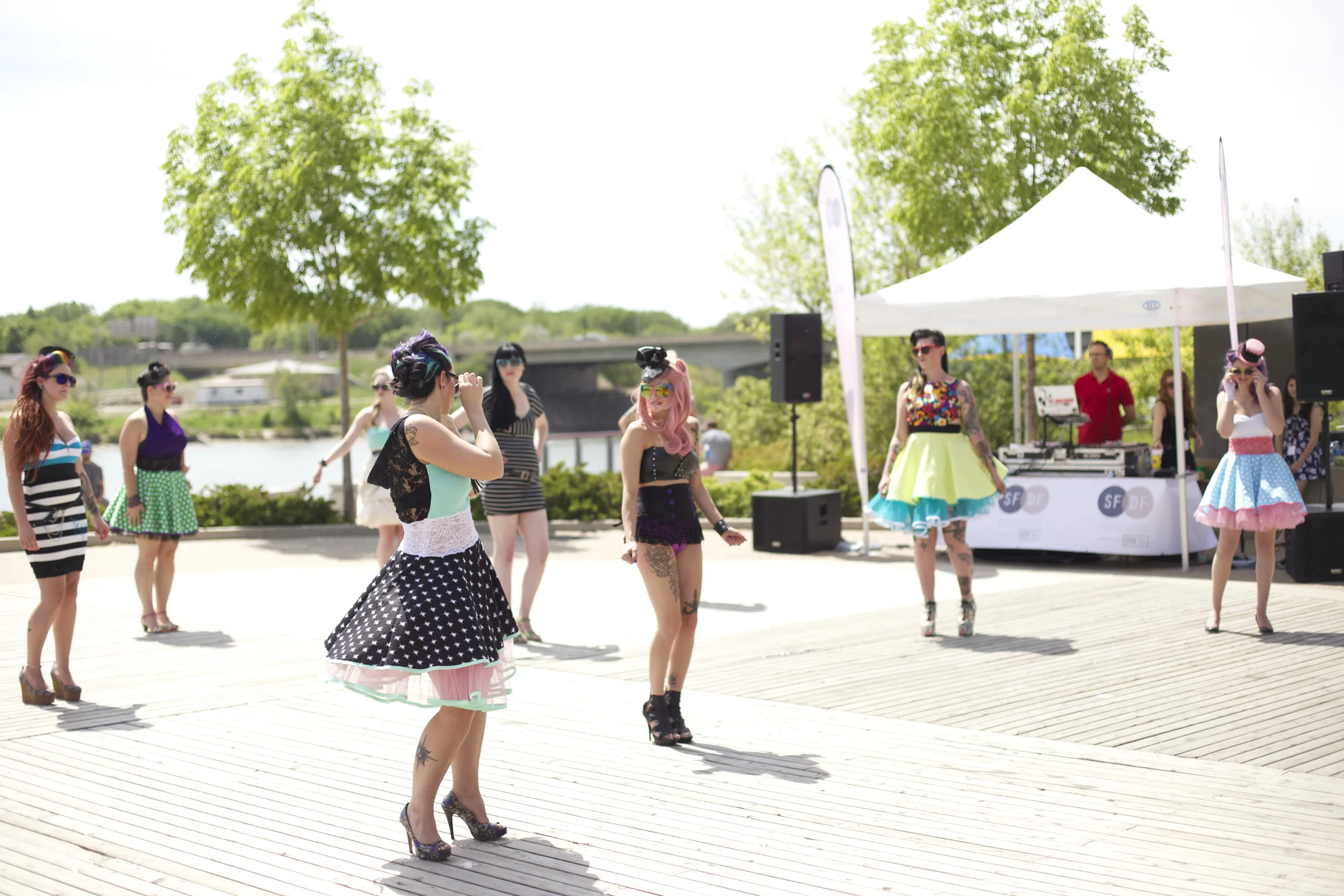 SFDF POSE PICTORIAL: MELISSA SQUIRE