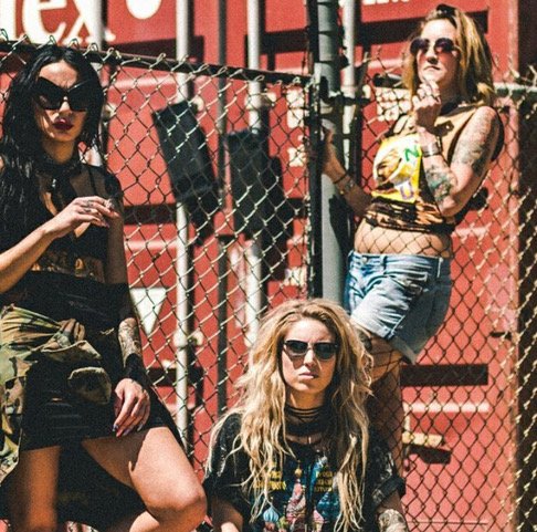 Models: Christian Leigh, Devon Kelliher, Miranda Siren Photographer: Kyle Boham 