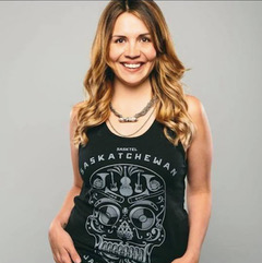 Amanda Smytaniuk, Backstage Stylist and Swag Contributor