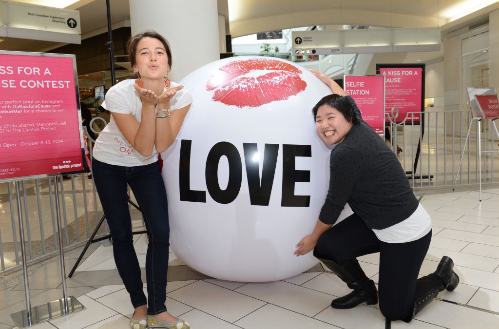 2014Kiss4aCause_0025a.jpg