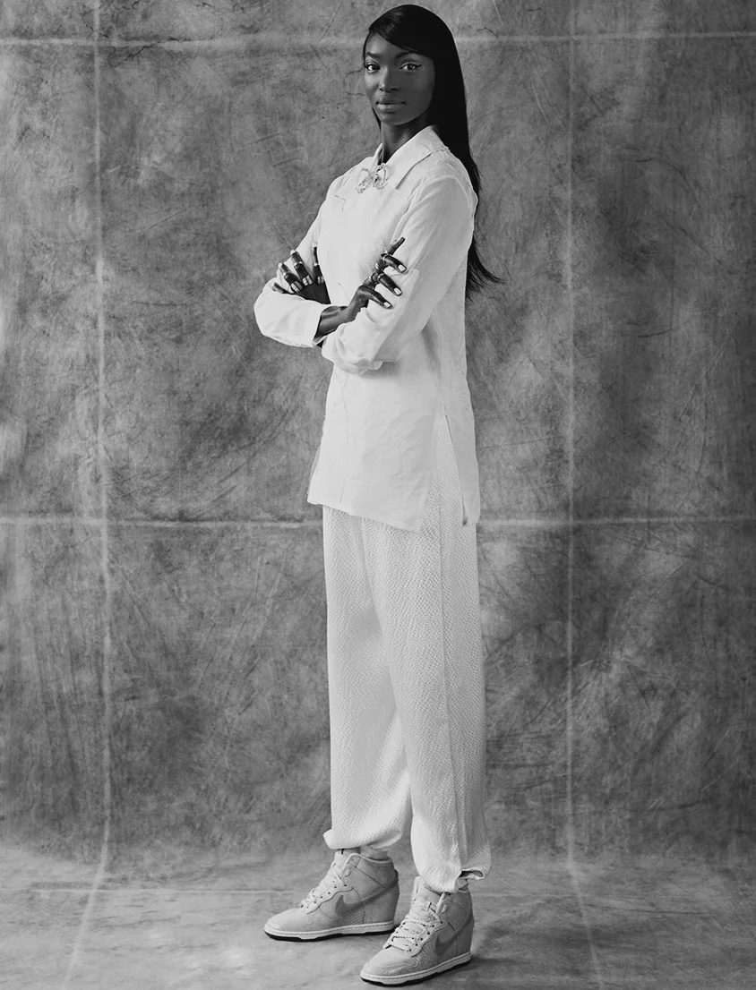 EL_070_CMYK_B&W.jpg