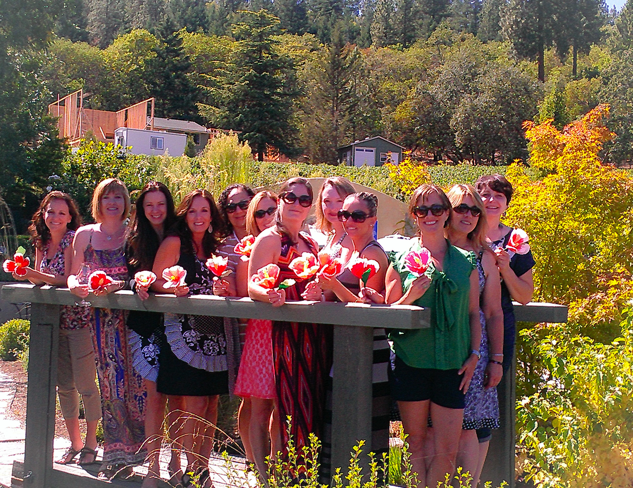 Happy Hibiscus Crafters at Dancin Vineyards, Jacksonville Oregon.