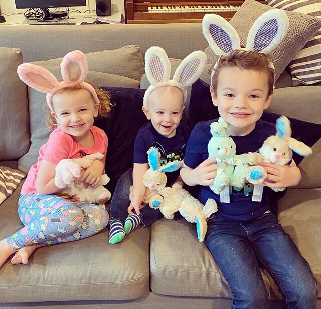 Happy Easter from these bunnies.