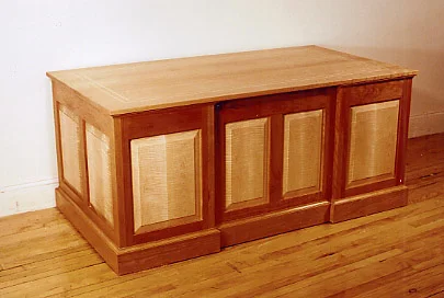 desk25_b.jpg