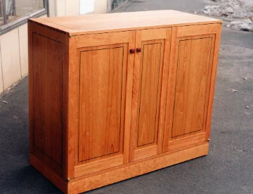 mcabinet3.jpg