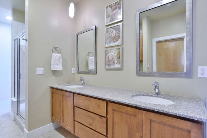 3288 Syracuse Street Denver CO-small-015-1-Master Bathroom-666x445-72dpi.jpg