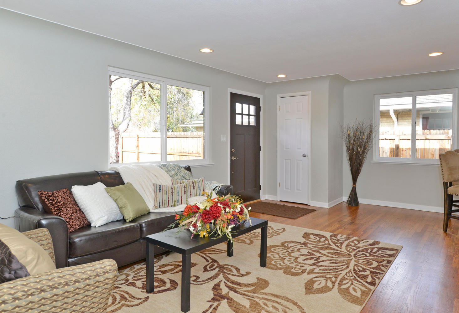 3676 Hudson St Denver CO 80207-large-005-11-Living Room-1466x1000-72dpi.jpg