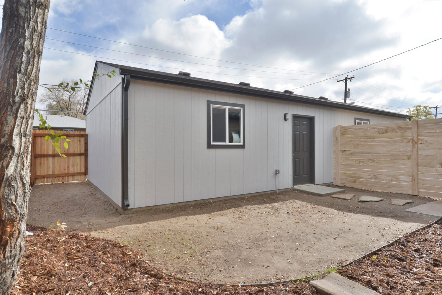 3676 Hudson St Denver CO 80207-large-022-20-Yard  Detached Garage-1499x1000-72dpi.jpg