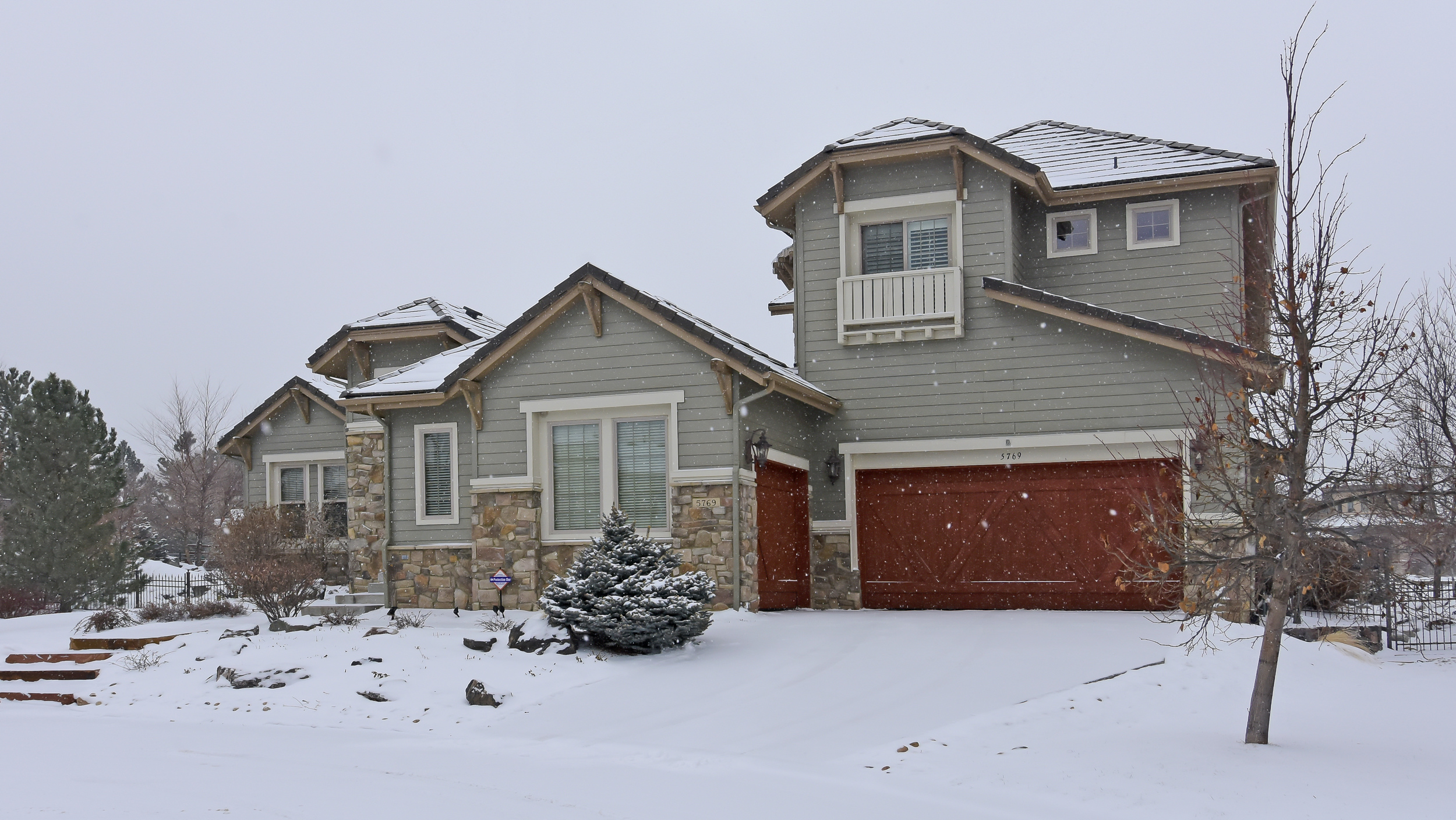 5769 Daniel039s Gate Pl Castle-print-002-2-Exterior Front-4200x2367-300dpi.jpg