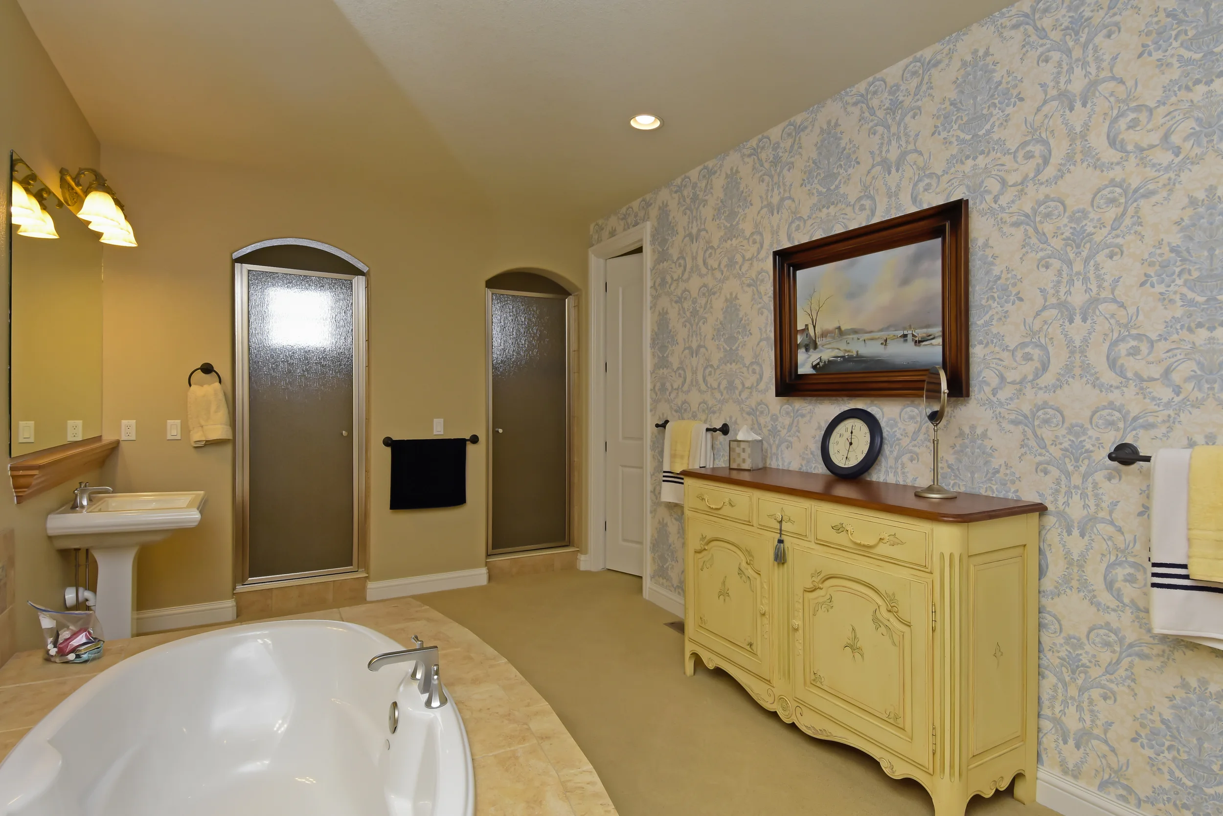 5769 Daniel039s Gate Pl Castle-print-031-13-Master Bath-4200x2803-300dpi.jpg
