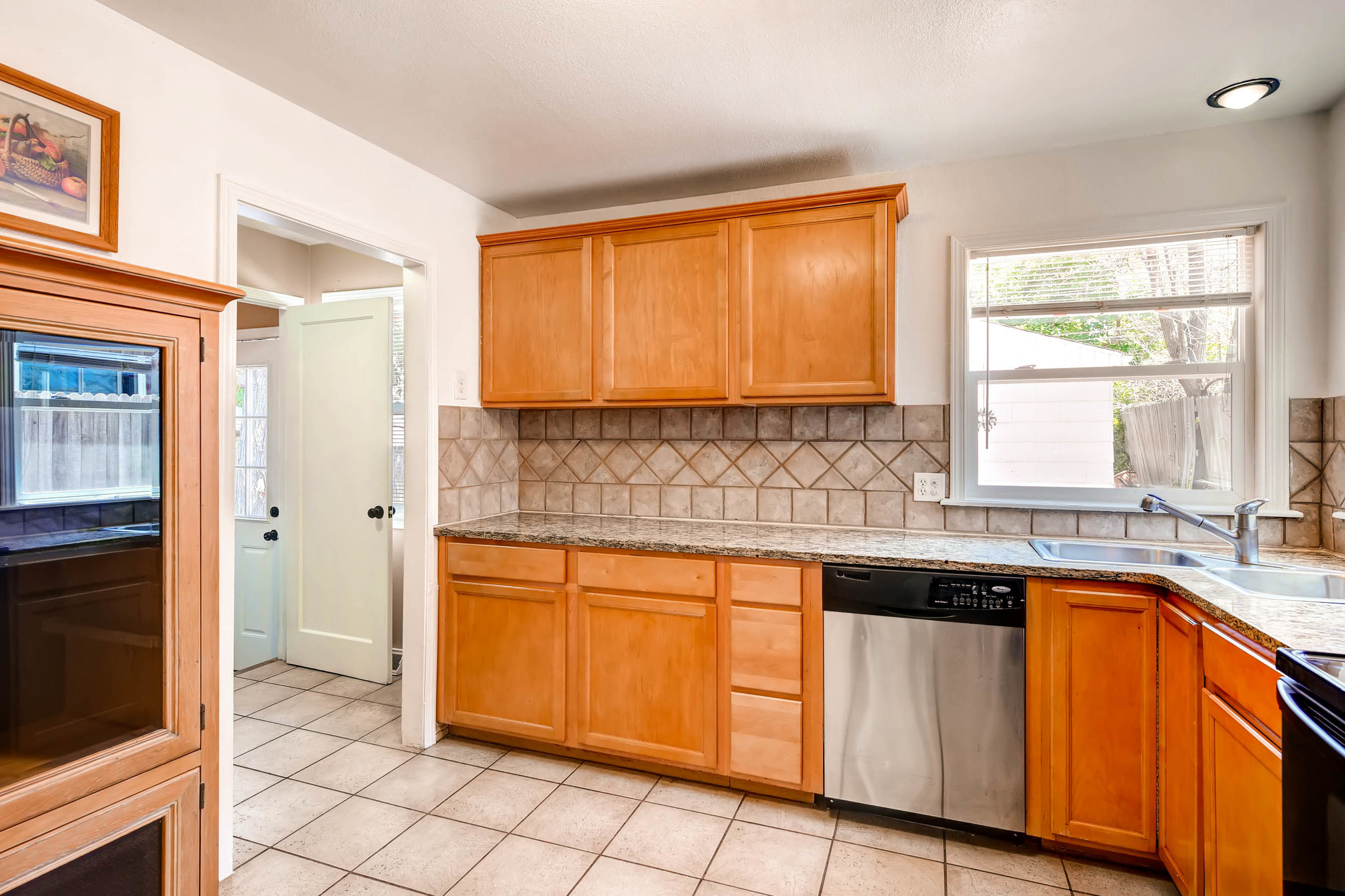 4224 S Cherokee St Englewood-print-013-15-Kitchen-2700x1799-300dpi.jpg