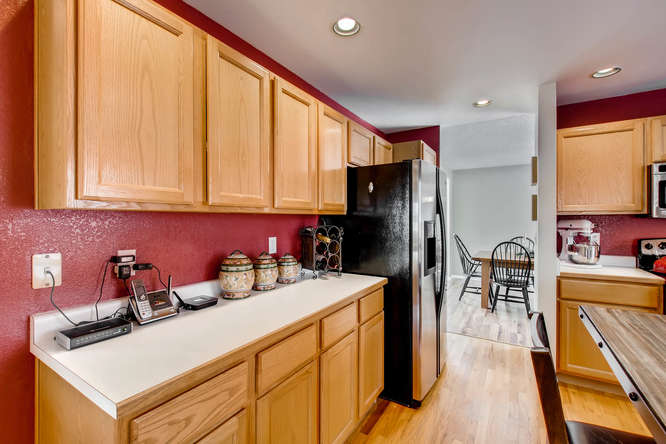 4201 Cottonwood Lakes Blvd-small-012-19-Kitchen-666x444-72dpi.jpg