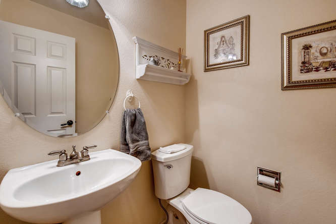 4201 Cottonwood Lakes Blvd-small-018-23-Powder Room-666x444-72dpi.jpg