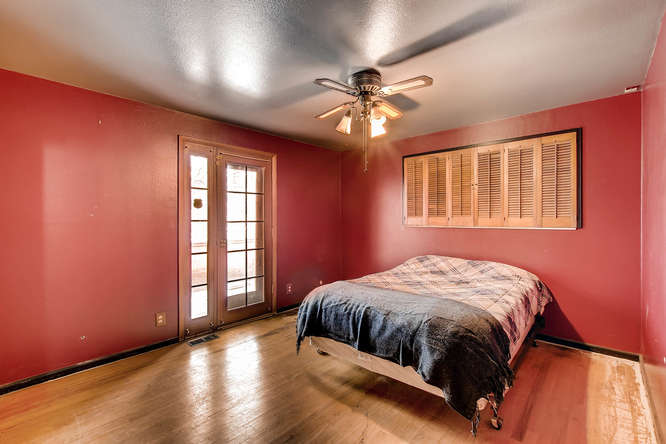 10439 Quivas St Northglenn CO-small-019-19-2nd Floor Bedroom-666x444-72dpi.jpg