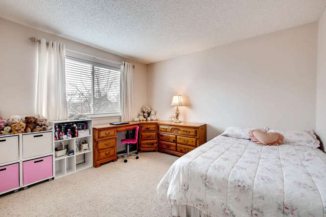 4201 Cottonwood Lakes Blvd-small-025-18-2nd Floor Bedroom-666x444-72dpi.jpg