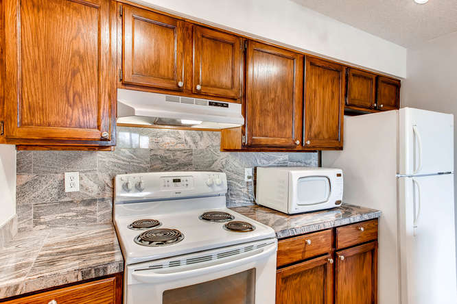 7420 E Quincy Ave 203 Denver-small-008-6-Kitchen-666x444-72dpi.jpg