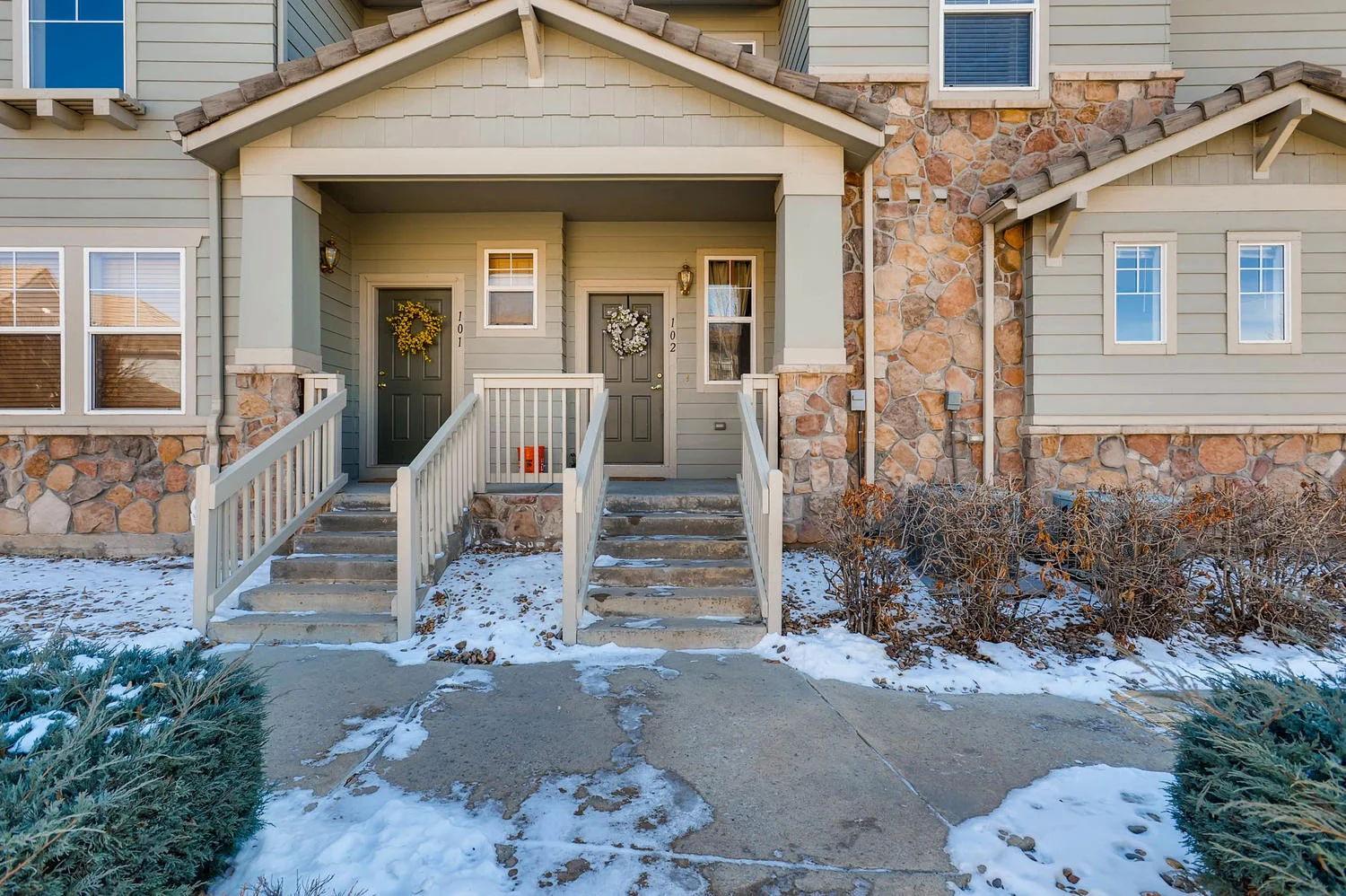 6723 S Winnipeg Cir Unit 102-large-004-2-Exterior Front Entry-1500x998-72dpi.jpg