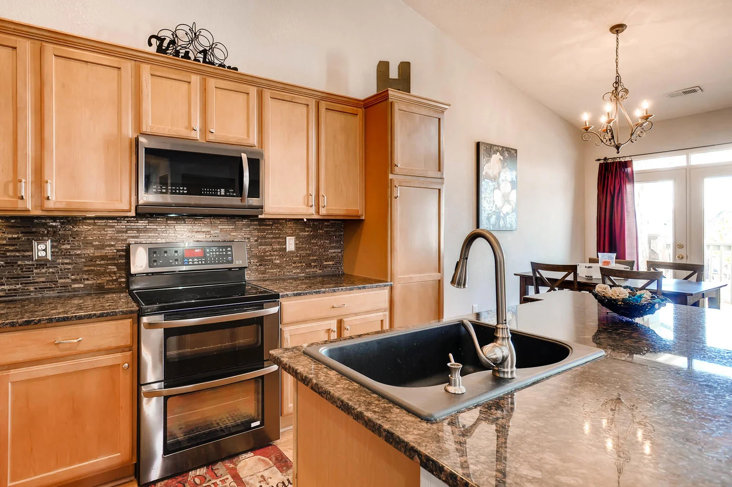 6723 S Winnipeg Cir Unit 102-large-012-26-Kitchen-1500x998-72dpi.jpg