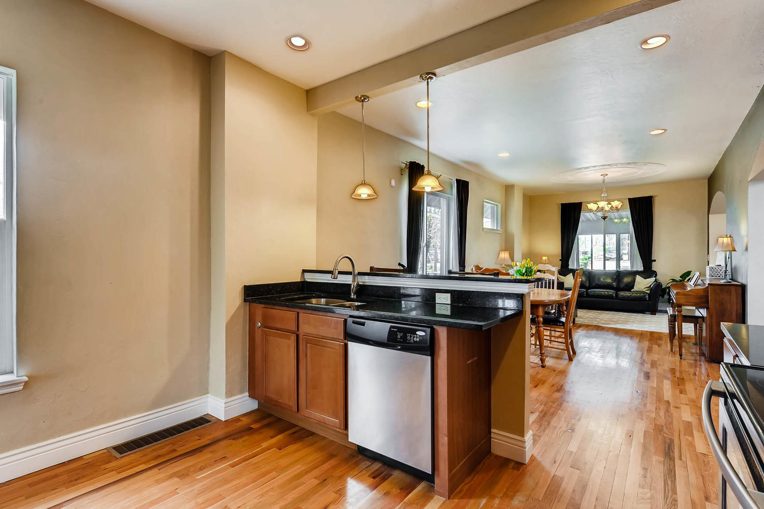 3534 E Bruce Randolph Ave-large-012-4-Kitchen-1500x999-72dpi.jpg