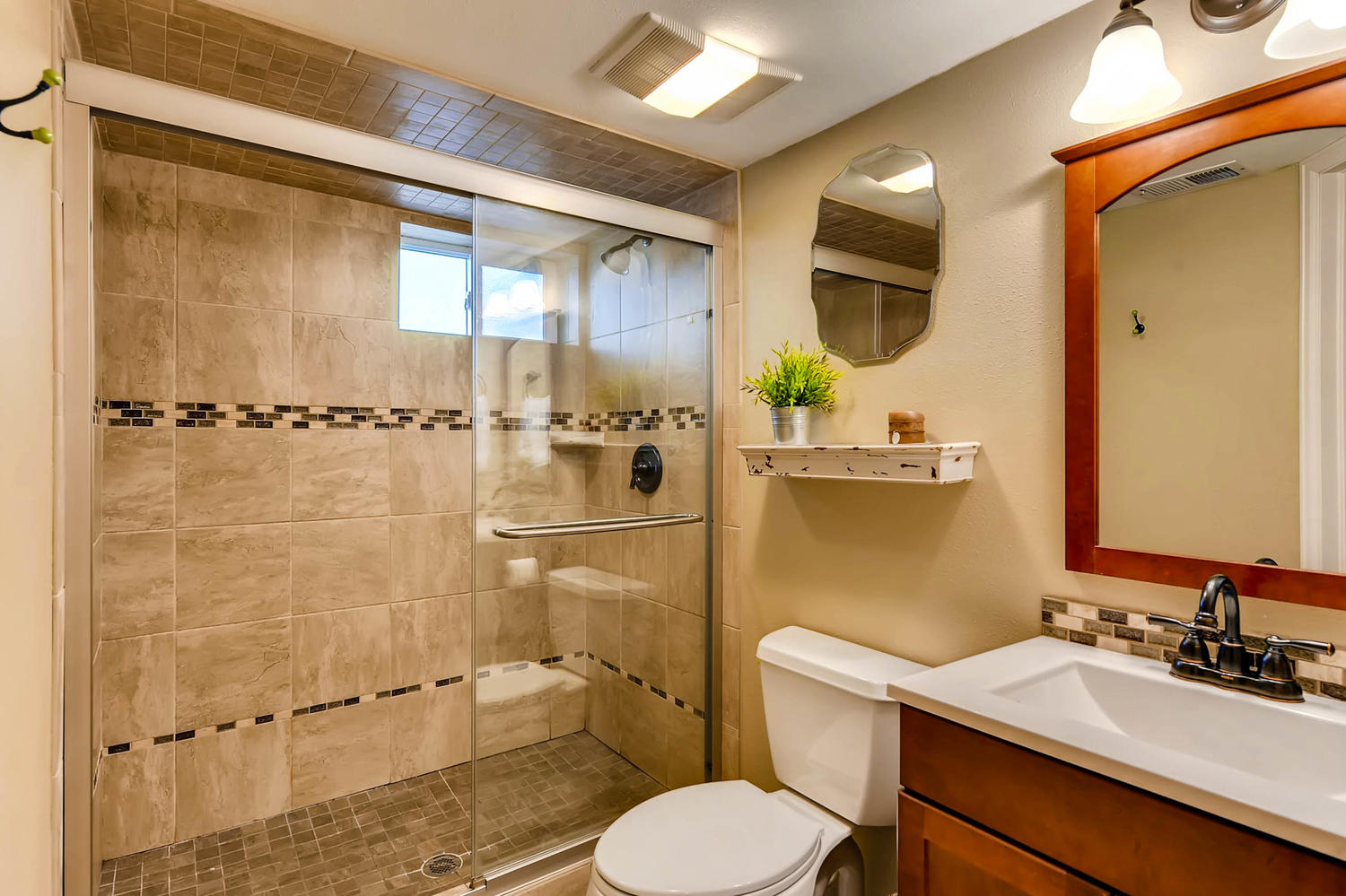 2727 Josephine St Denver CO-large-020-14-Lower Level Bathroom-1500x999-72dpi.jpg