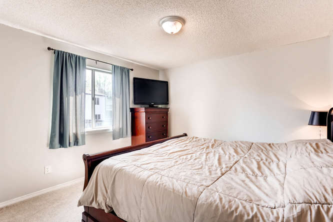17184 E Tufts Ave Aurora CO-small-014-25-2nd Floor Master Bedroom-666x444-72dpi.jpg