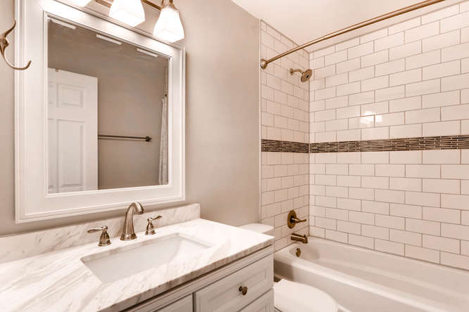 17184 E Tufts Ave Aurora CO-small-016-15-2nd Floor Master Bathroom-666x444-72dpi.jpg