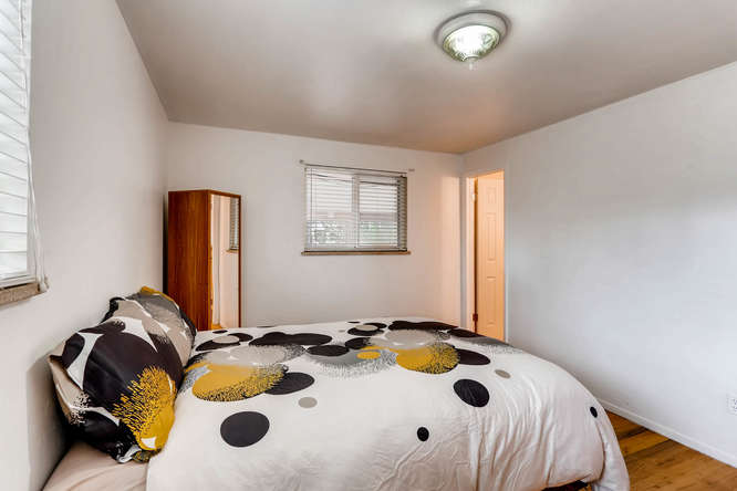 6740 W Jefferson Place-small-015-23-Master Bedroom-666x444-72dpi.jpg