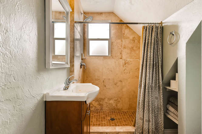 3534 E Bruce Randolph Ave-small-016-18-2nd Floor Master Bathroom-666x444-72dpi.jpg