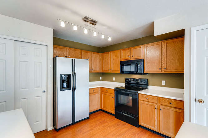 1273 S Zeno Way Unit C Aurora-small-012-19-Kitchen-666x443-72dpi.jpg