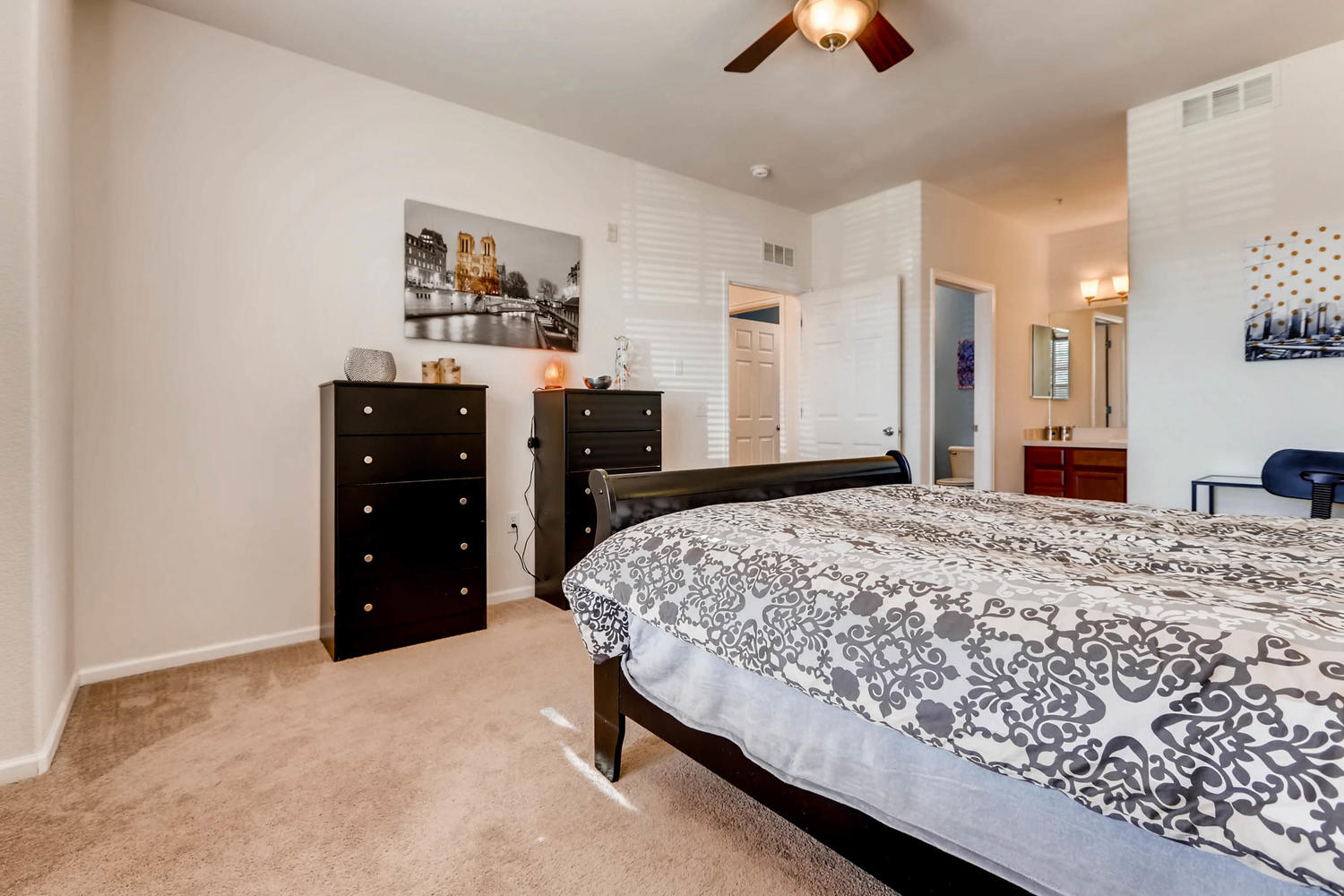 9907 MLK Jr Blvd Unit 104-large-018-36-Master Bedroom-1500x1000-72dpi.jpg