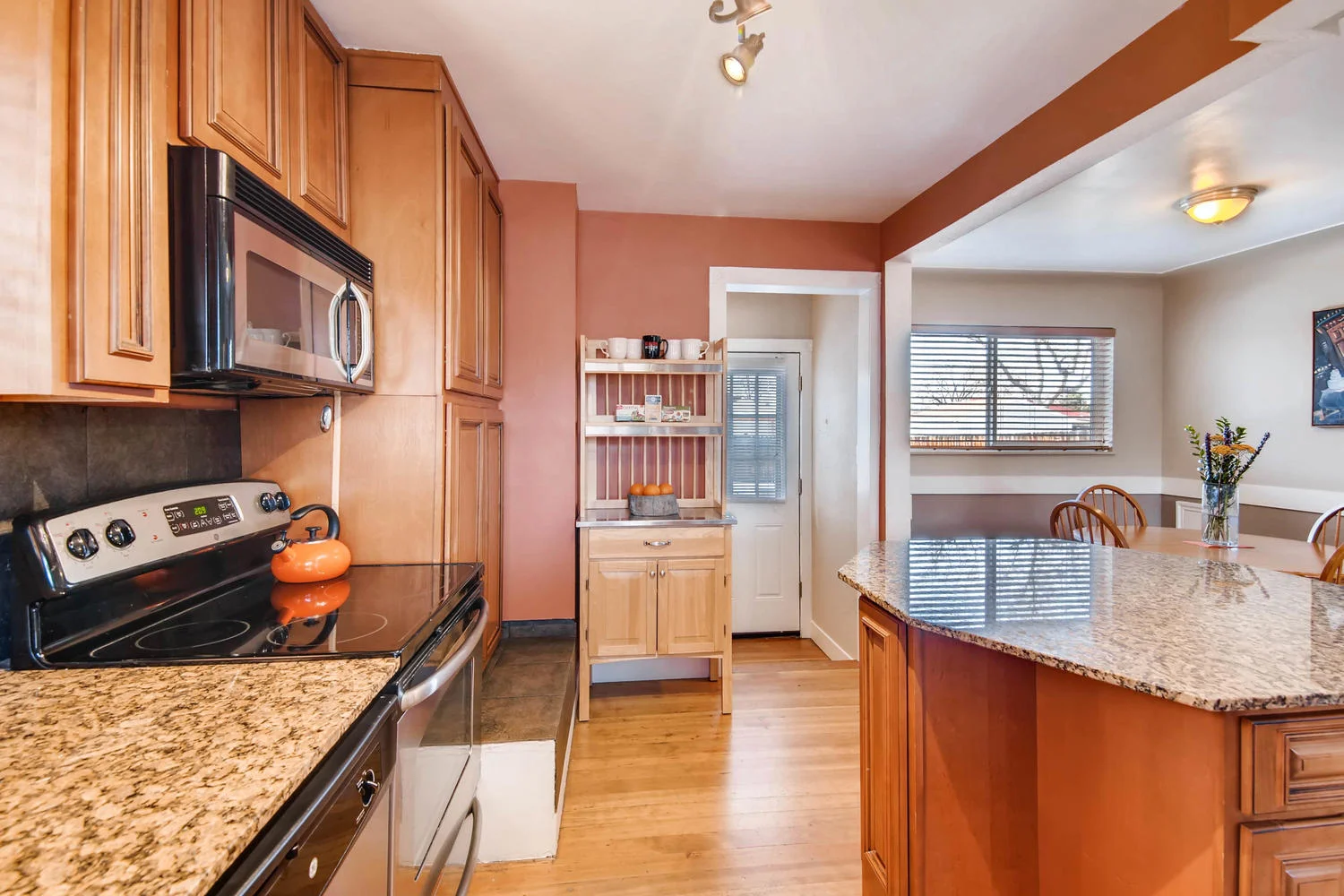 3255 N Locust St Denver CO-large-010-12-Kitchen-1500x1000-72dpi.jpg