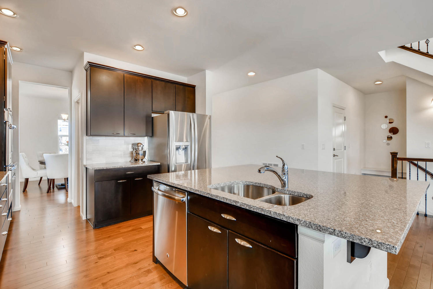 5401 S Granby Way Aurora CO-large-009-4-Kitchen-1500x1000-72dpi.jpg