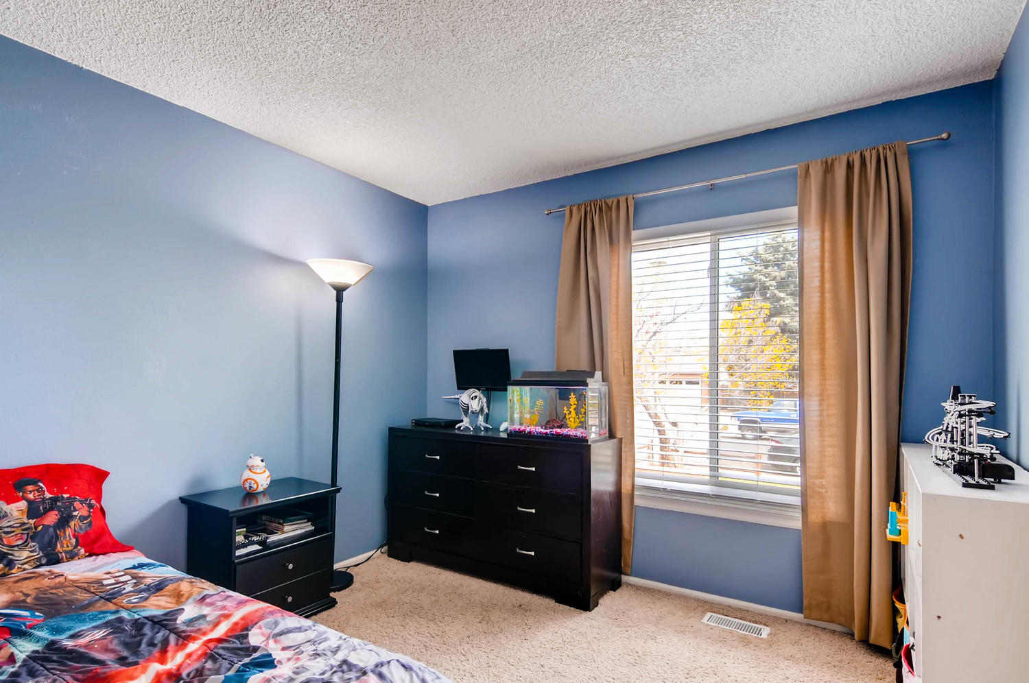 2399 Granby Way Aurora CO-large-020-14-Bedroom-1500x996-72dpi.jpg