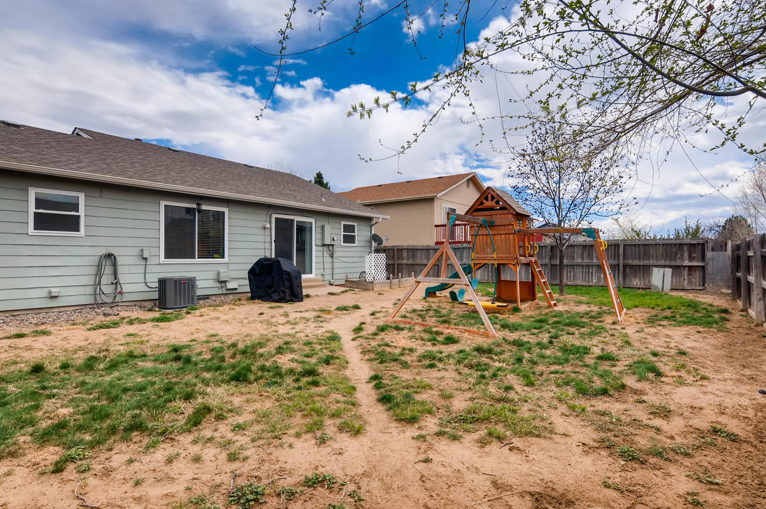 2399 Granby Way Aurora CO-large-027-23-Back Yard-1500x997-72dpi.jpg