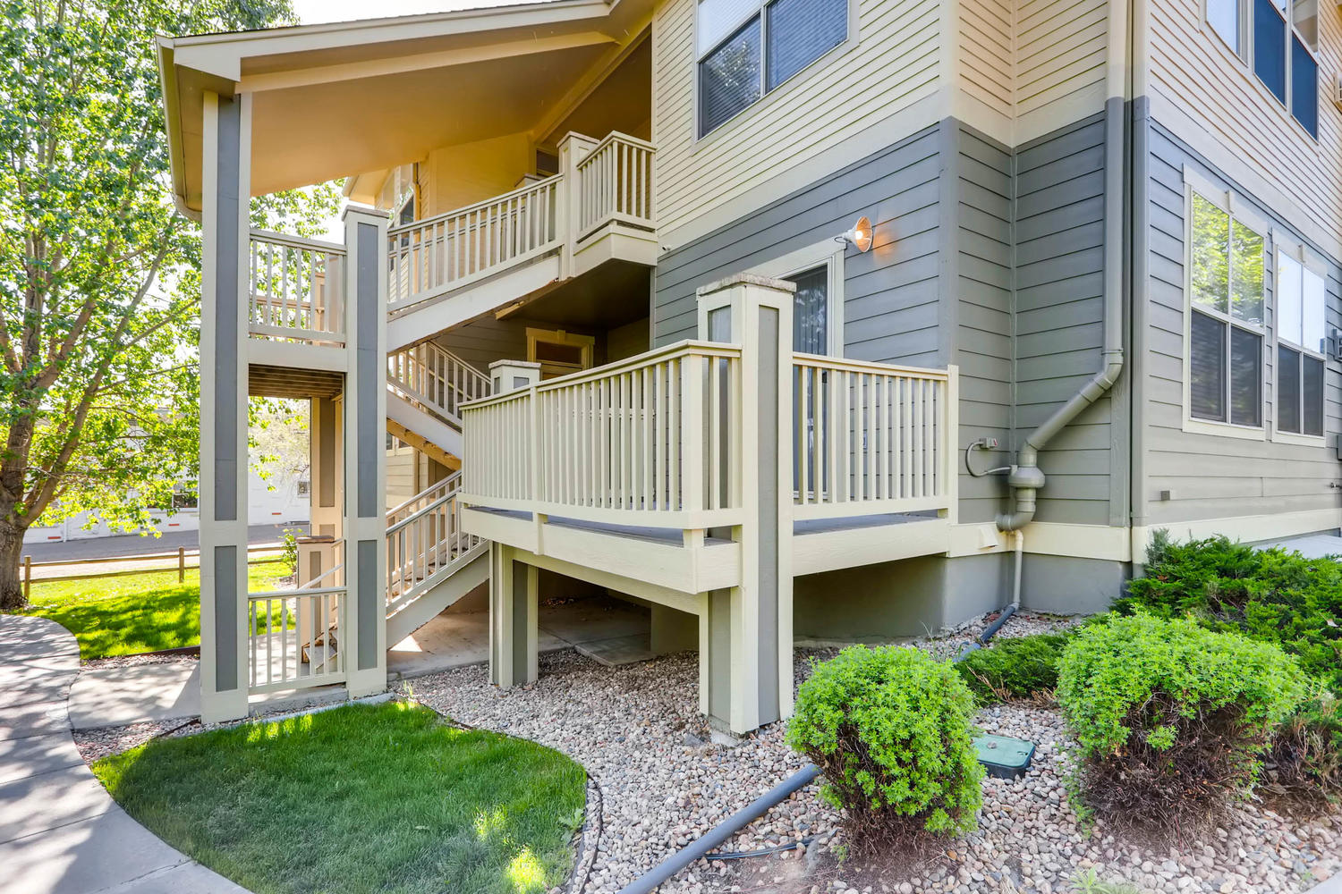 1674 Ames Ct Unit 25 Lone Tree-large-001-28-Exterior Front-1500x1000-72dpi.jpg
