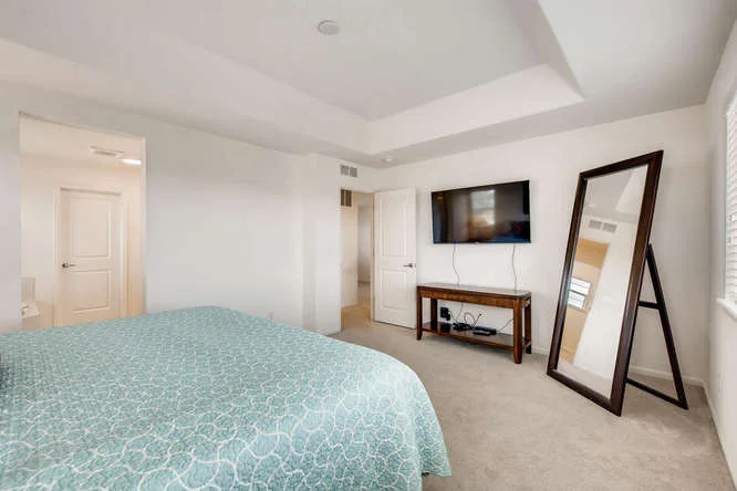 5401 S Granby Way Aurora CO-small-016-7-2nd Floor Master Bedroom-666x445-72dpi.jpg