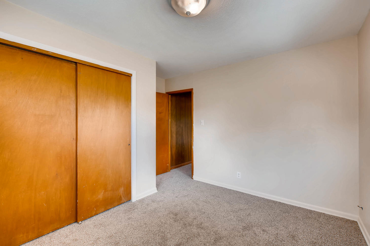 511 S Xavier St Denver CO-large-023-12-Bedroom-1500x1000-72dpi.jpg