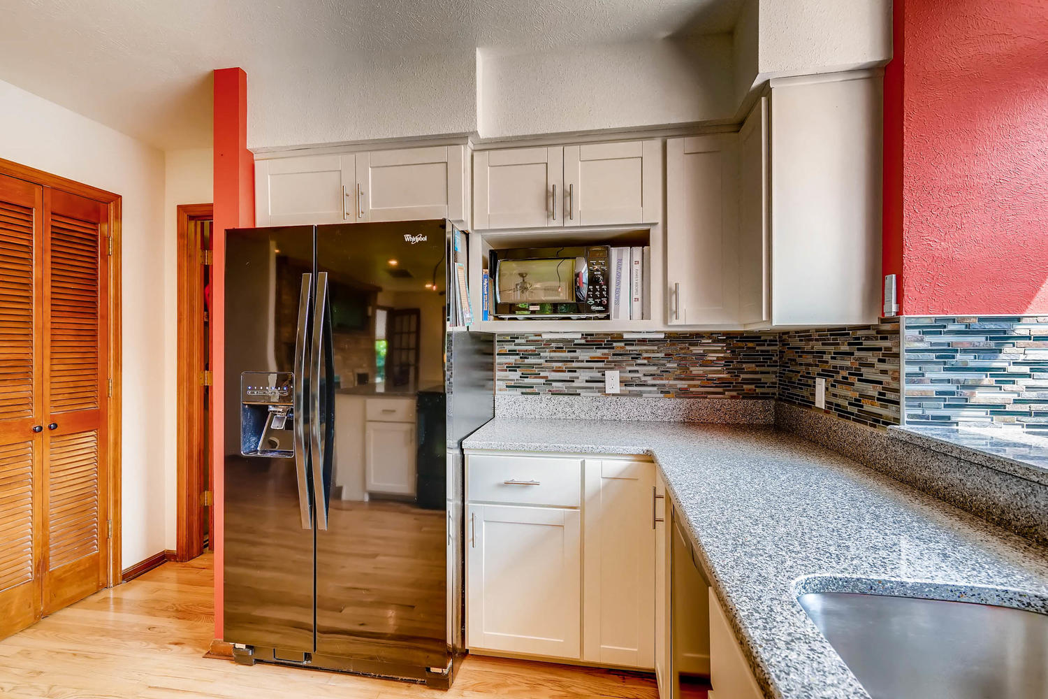 15214 W 73rd Ave Arvada CO-large-010-5-Kitchen-1500x1000-72dpi.jpg