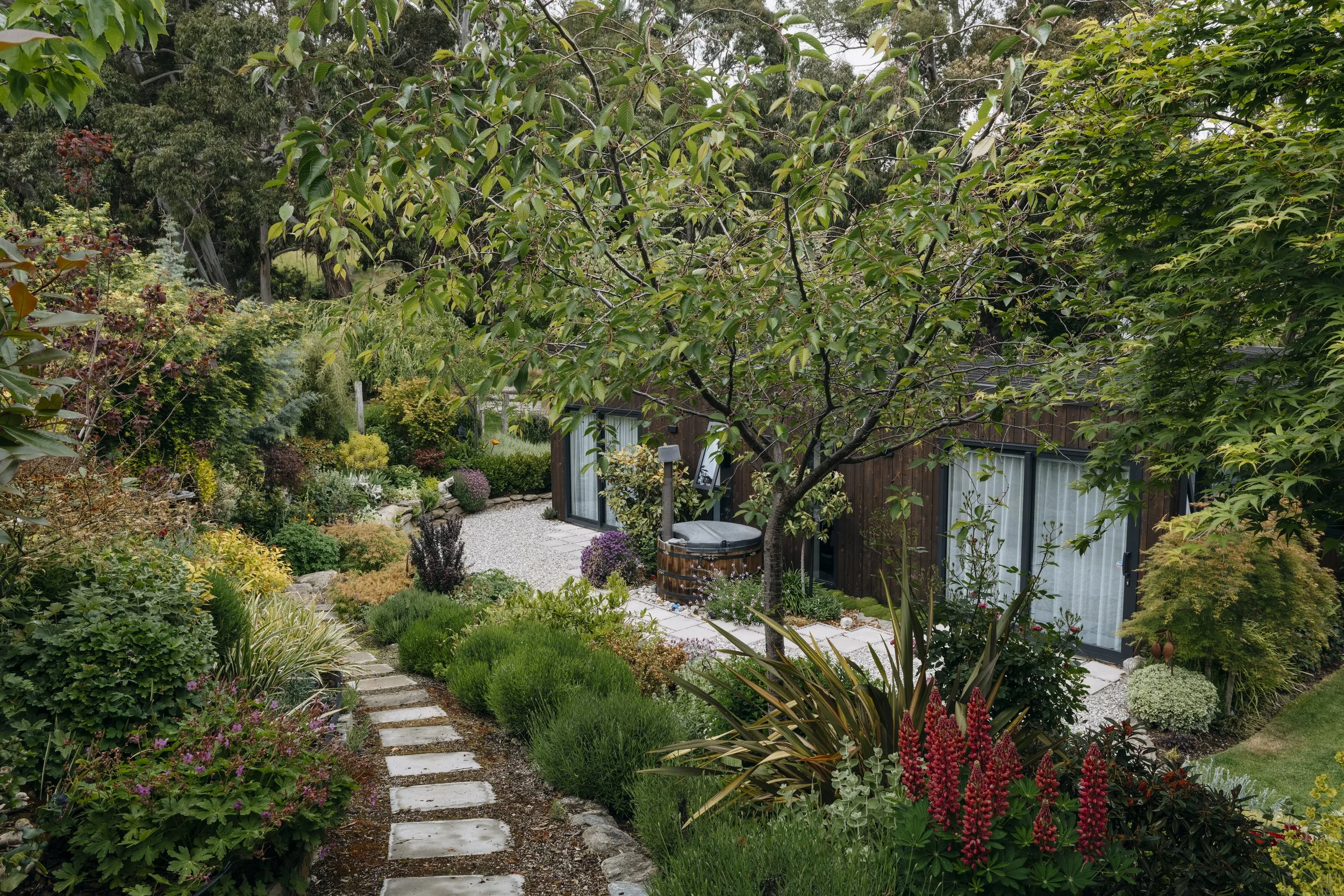Sager Journal - Tarras Garden by Sue &amp; Simon Nyhof