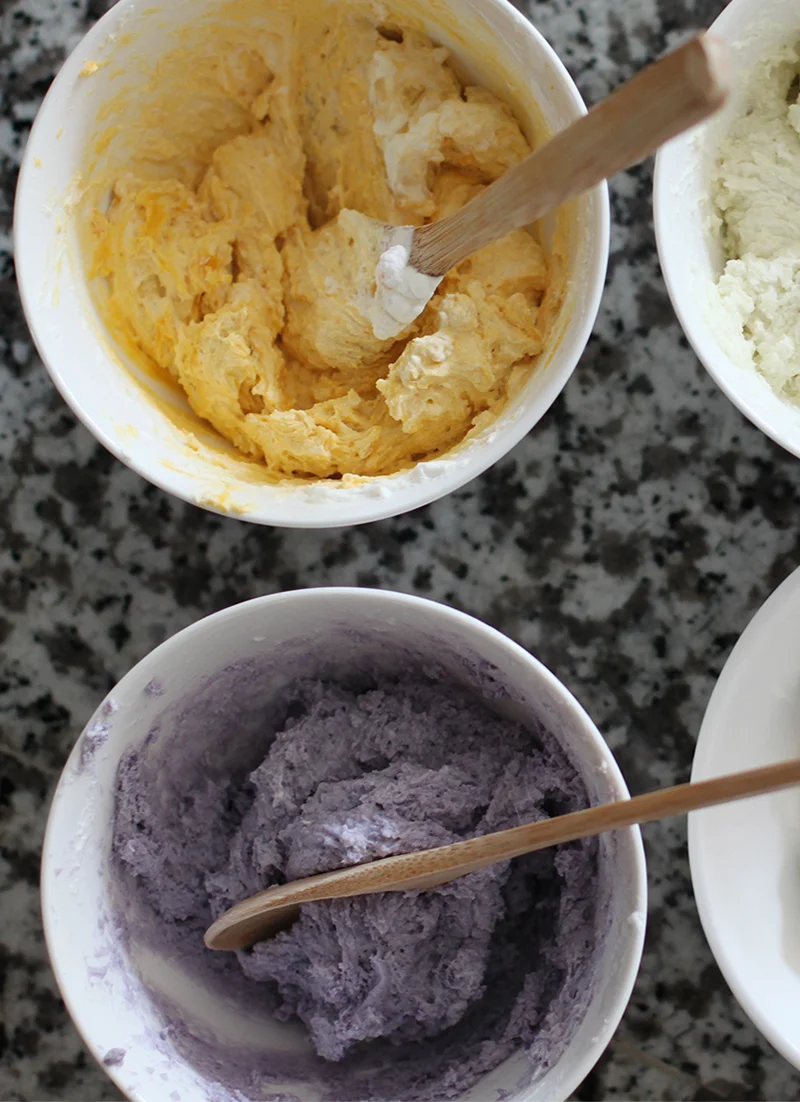  sweet potato (or kabocha)&nbsp;:    whipped cream    = 1 : 1. add honey for sweeter taste. 