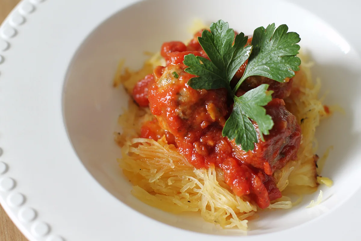 spaghetti squash with shrimp mushroom meatballs